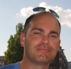 
 Ian  Theis 
