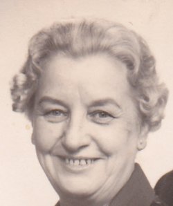 Greta Elvira
   Nilsson 1905-1997